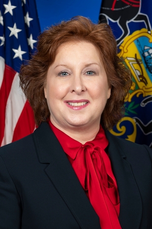 Photo of Senator Senator Lynda Schlegel Culver