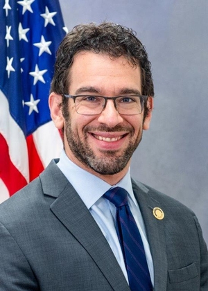 Photo of Representative Rep. Michael Schlossberg