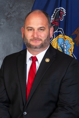 Photo of Representative Rep. Eric Davanzo