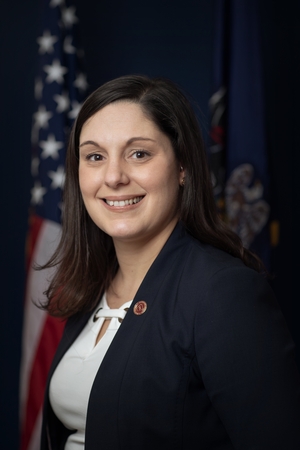 Photo of Senator Senator Amanda Cappelletti